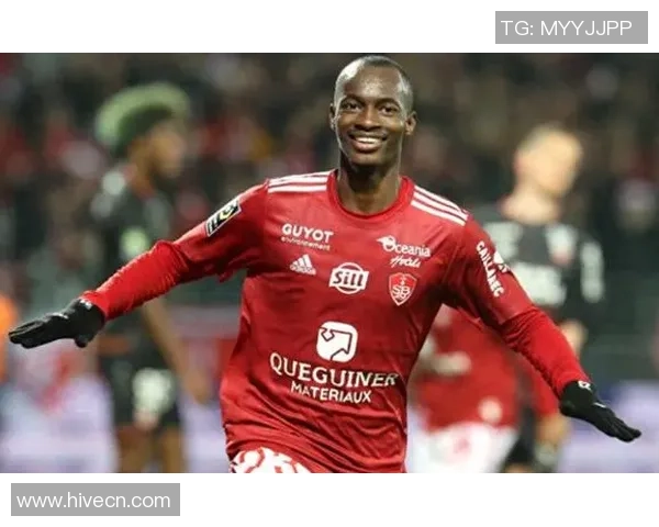 十六岁便崭露头角的足球天才球星们及其未来潜力解析